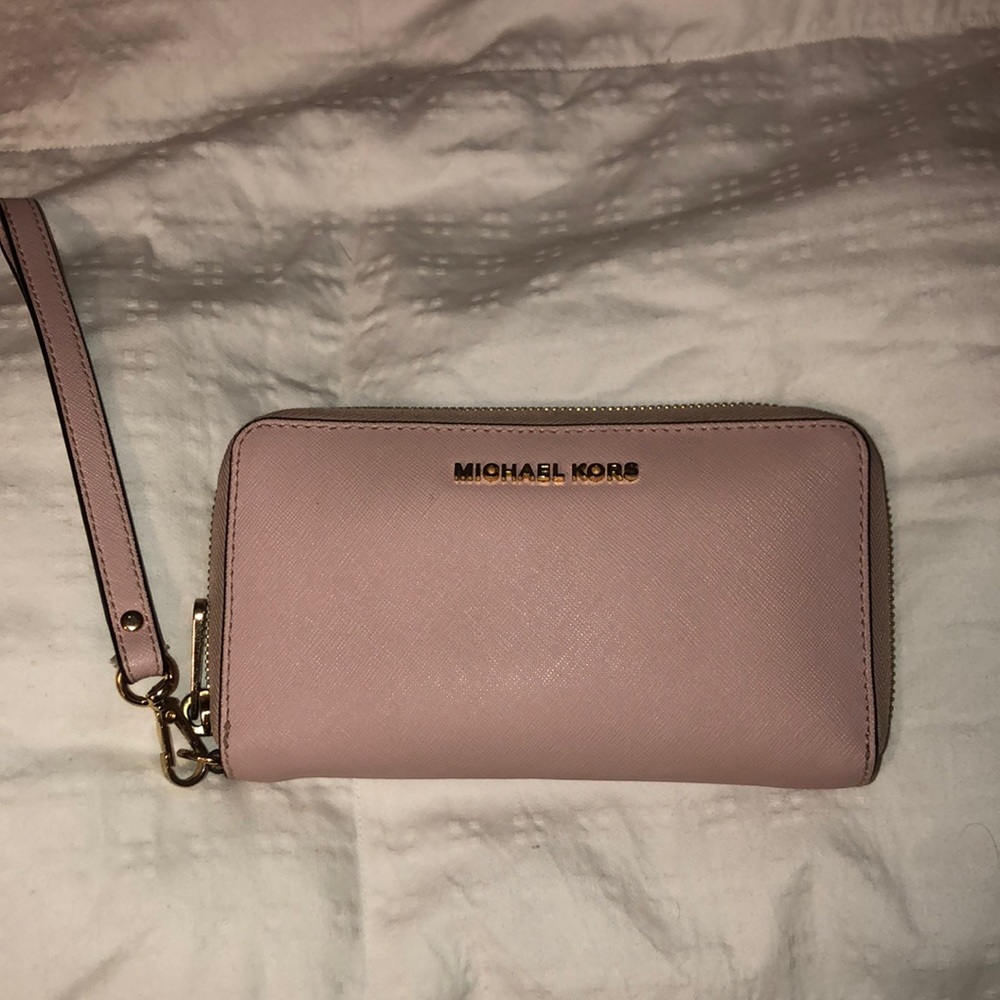 Michael Kors Wristlet